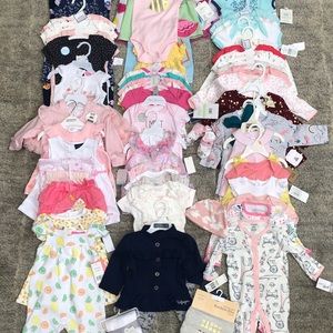 Huge lot of brand new baby clothes (girl).